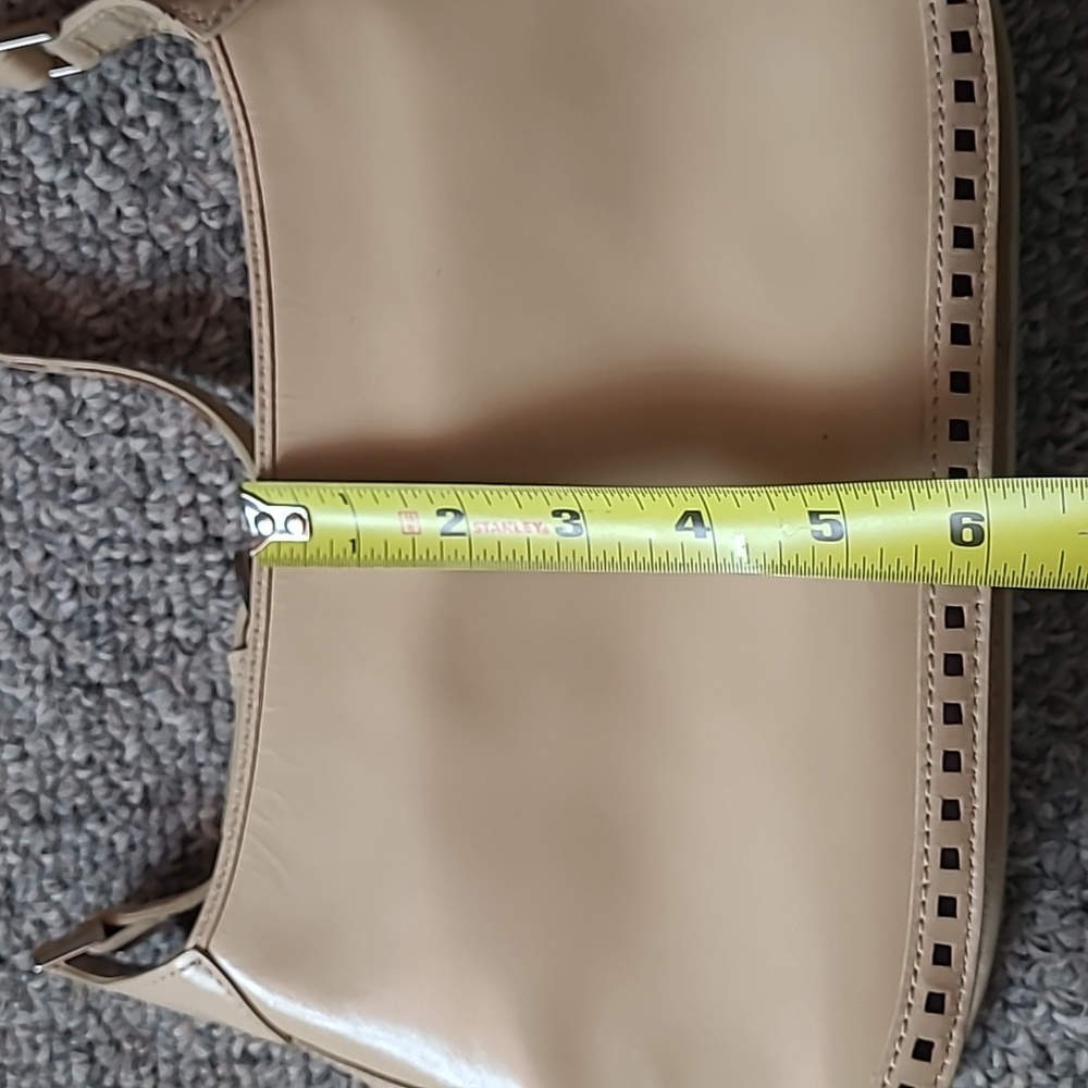 Purse - Picture 2 of 4
